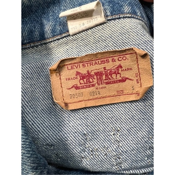 Vintage Levi's Womens Sz M Denim Trucker Jacket Oklahoma Studded Embellished - Picture 3 of 10